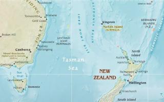 Katero morje ločuje Avstralijo in Novo Zelandijo?